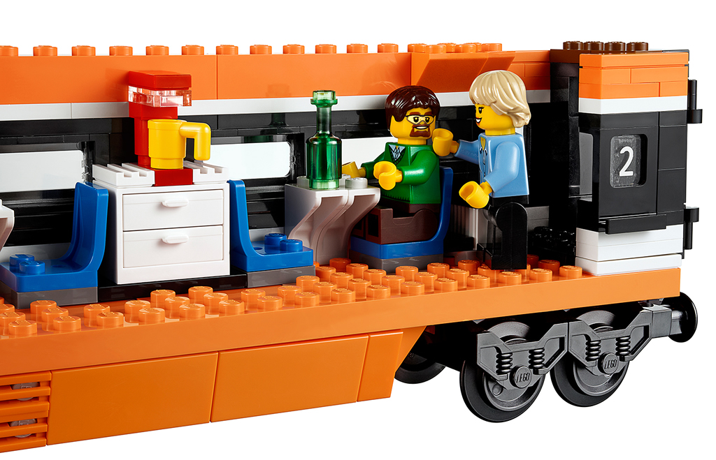 sur LEGO® Passenger Train 10233 Horizon Express UCS (10233) BRAND NEW