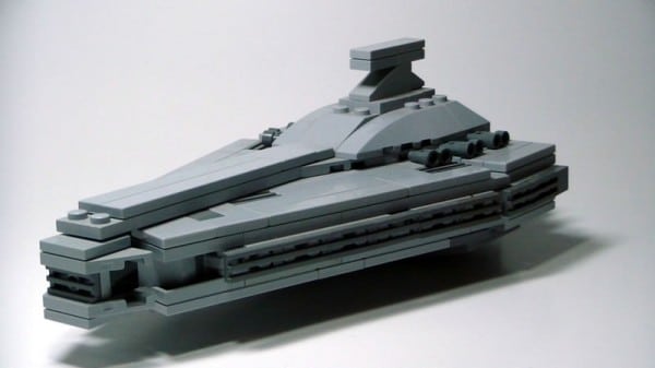 Mini Acclamator-Class Assault Ship par Brad Pike