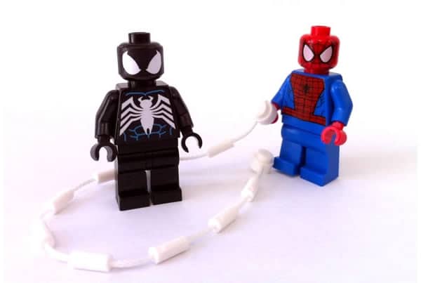 Black Spidey Custom Minifig par Victor Black Spidey Custom Minifig par Victor