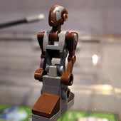 75017 Duel On Geonosis - Dooku's Pilot Droid 75017 Duel On Geonosis - FBTB Tous droits réservés