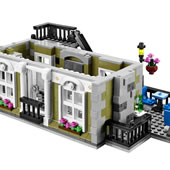 LEGO Creator Expert 10243 Parisian Restaurant LEGO Creator Expert 10243 Parisian Restaurant