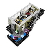 LEGO Creator Expert 10243 Parisian Restaurant LEGO Creator Expert 10243 Parisian Restaurant