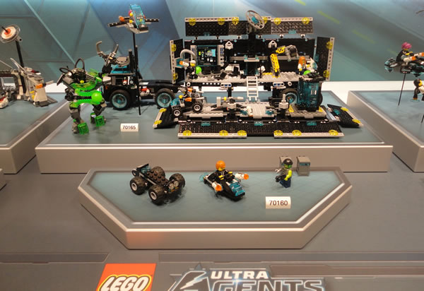 LEGO Ultra Agents 70165 Ultra Agents Mission HQ LEGO Ultra Agents 70165 Ultra Agents Mission HQ