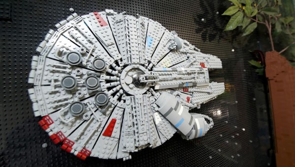 LEGO Star Wars Dream Bedroom : Millennium Falcon