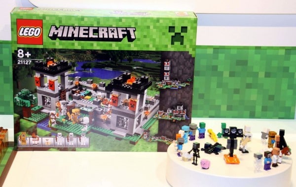 21127 The Fortress 21127 The Fortress