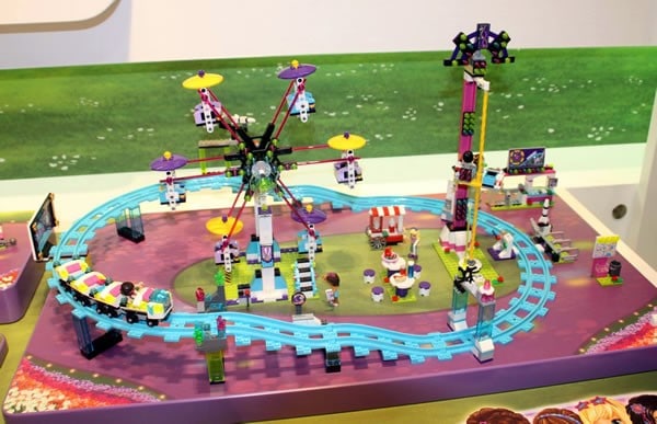 41130 Amusement Park Roller Coaster 41130 Amusement Park Roller Coaster