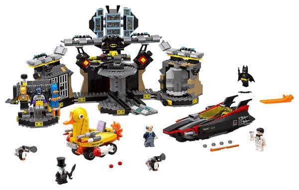 The LEGO Batman Movie : 70909 Batcave Break-In (2016) The LEGO Batman Movie : 70909 Batcave Break-In (2016)