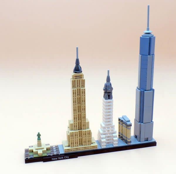 Arsitektur LEGO Skyline 21028 Kota New York