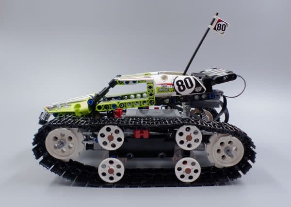 LEGO Technic 42065 Pembalap Lacak RC