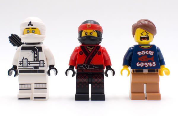Lego Ninjago 70615 Fire Mech minifigs față 2