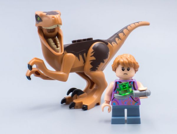 LEGO 75932 Jurassic Park Velociraptor Chase