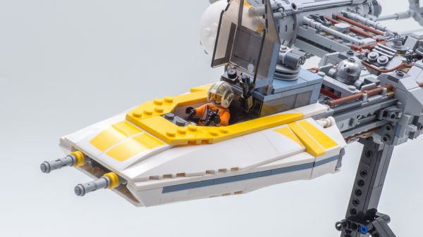 LEGO Star Wars 75181 UCS Y-Wing Starfighter