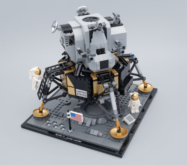 10266 НАСА Аполон 11 Лунна кацалка