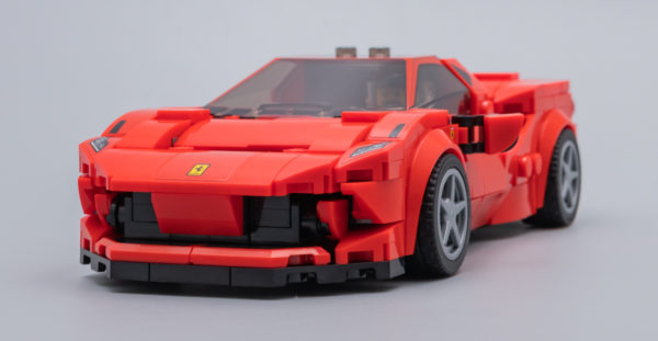 Tributo F76895 Ferrari 8
