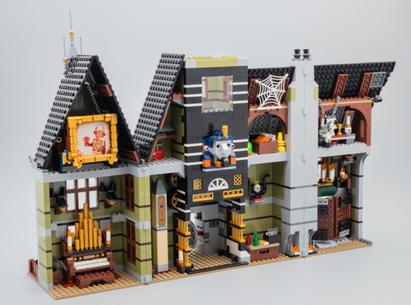 LEGO vásártermi kollekció 10273 kísértetjárta ház