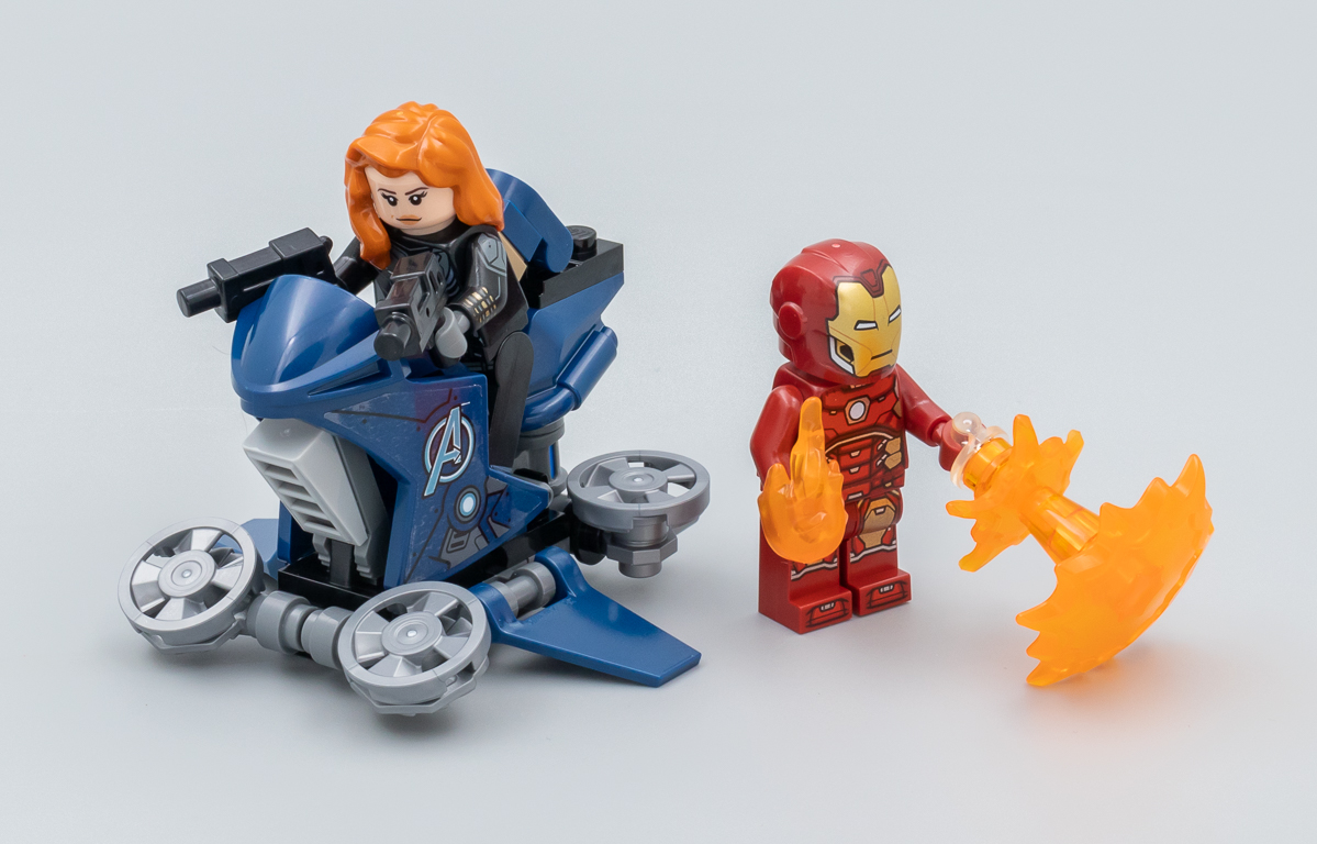 LEGO Marvel Super Heroes Avengers Tower Battle Minifigure - Black Widow  (Printed Arms) with Weapons Stand
