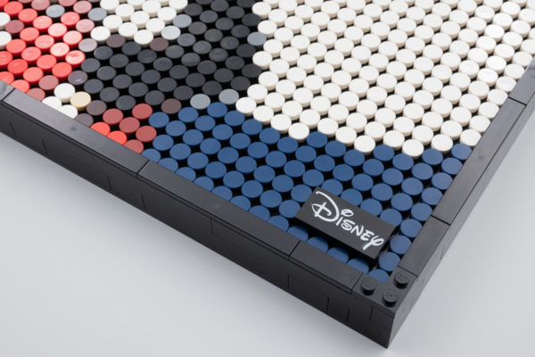 31202 LEGO Art Mickey Mouse Disneyn arvostelu 11