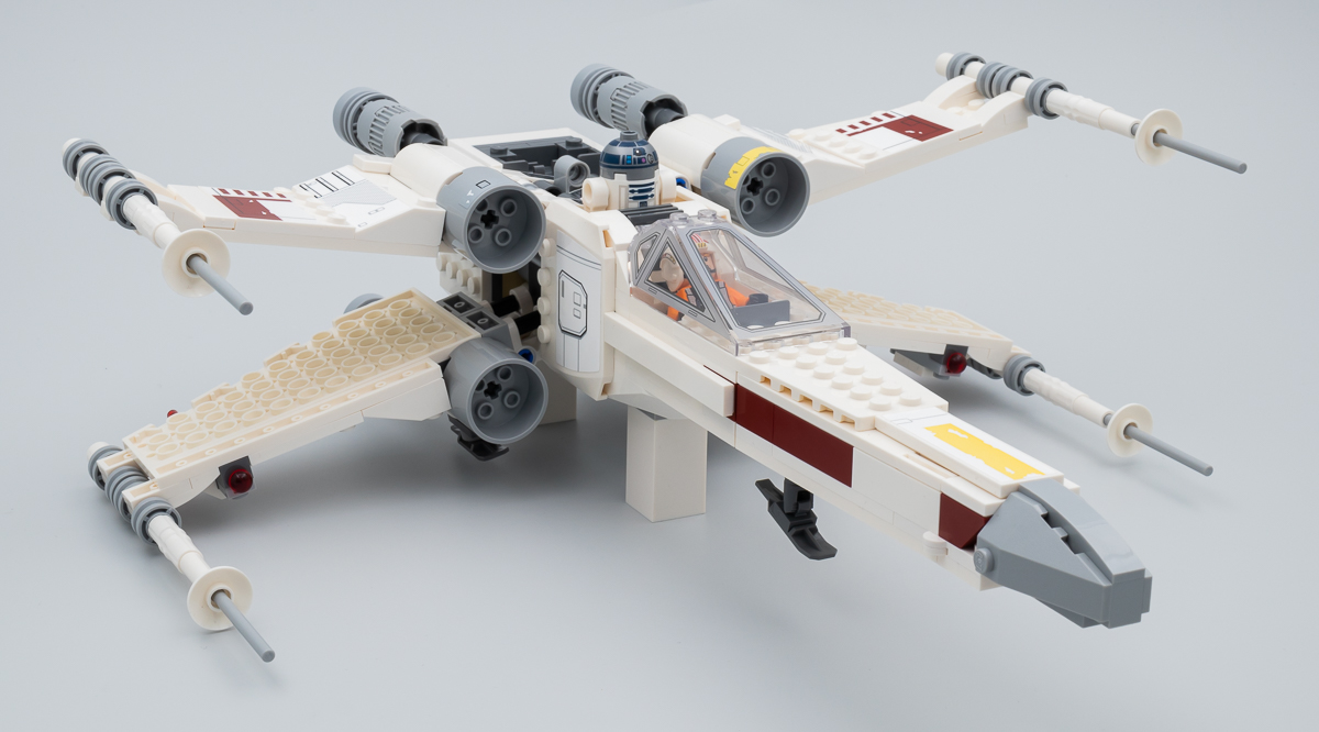 Soldes LEGO Star Wars - Le X-Wing Fighter de Luke Skywalker (75301) 2024 au  meilleur prix sur