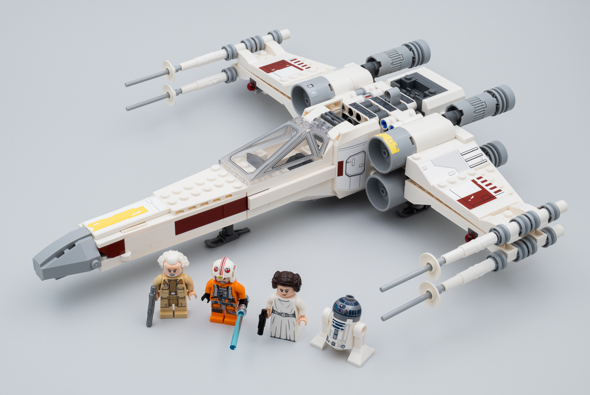 LEGO Star Wars 75301 Luke Skywalker's X-Wing Fighter review and gallery