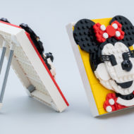 Sketsa Bata LEGO Disney 40456 Mickey Mouse & 40457 Minnie Mouse