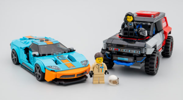 LEGO Speed ​​Champions 76905 „Ford GT Heritage Edition“ ir „Bronco R“