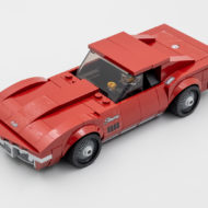 Pencampwyr Cyflymder LEGO 76903 Chevrolet Corvette C8.R Race Car a Chevrolet Corvette 1968
