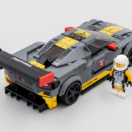 LEGO Speed ​​Champions 76903 Chevrolet Corvette C8.R Race Car dan 1968 Chevrolet Corvette