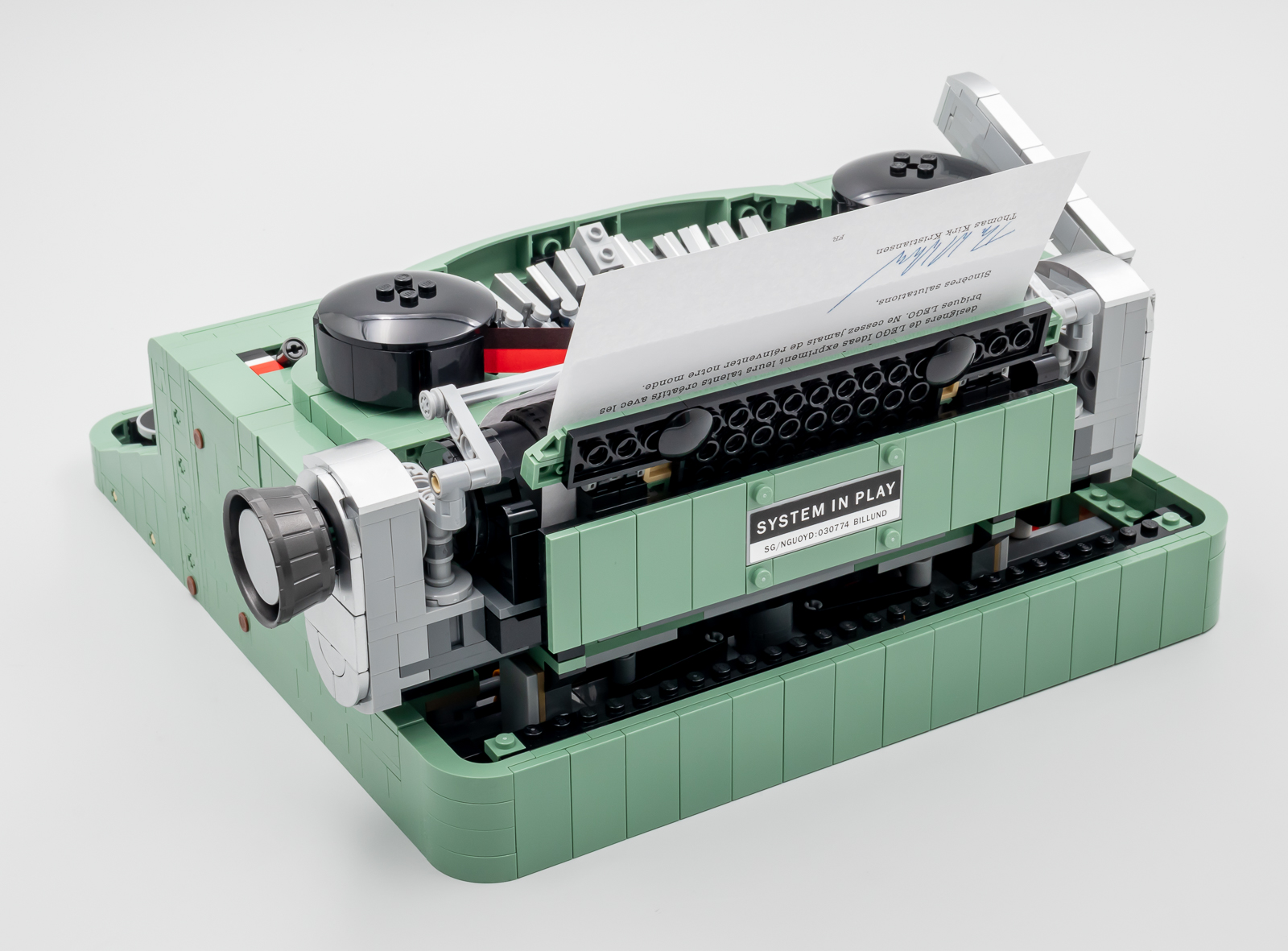 ▻ Review : LEGO Ideas 21327 Typewriter - HOTH BRICKS