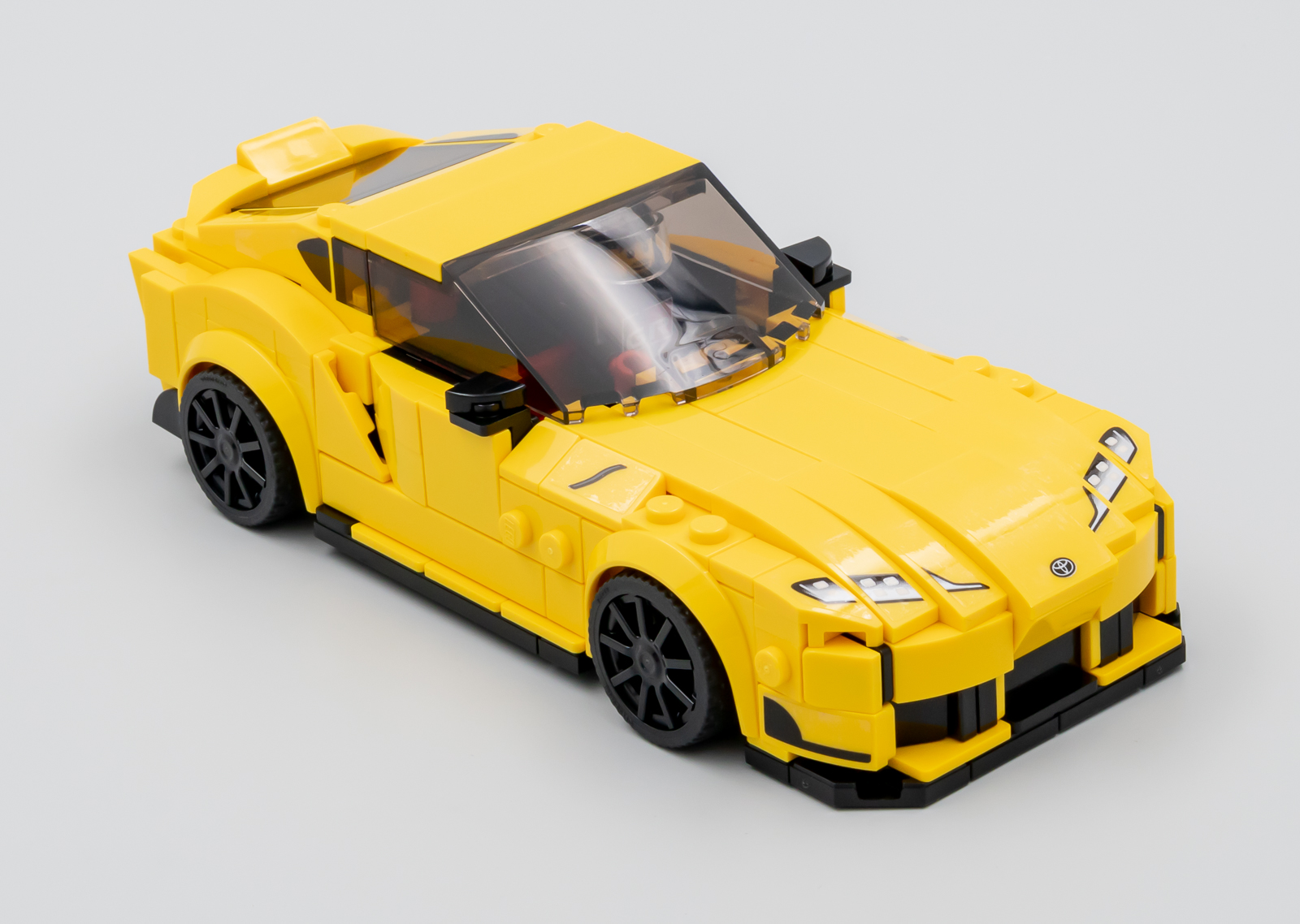 ▻ Très vite testé : LEGO Speed Champions 76901 Toyota GR Supra - HOTH BRICKS