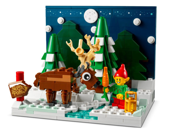 40484 lego seasonal santa front yard
