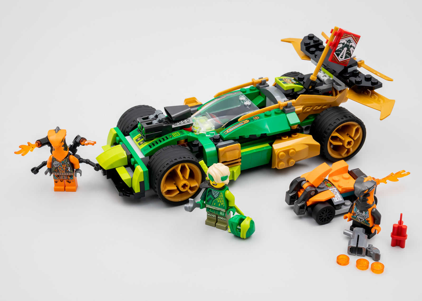 ▻ LEGO Ninjago 71763 Lloyd's Race Car EVO - HOTH