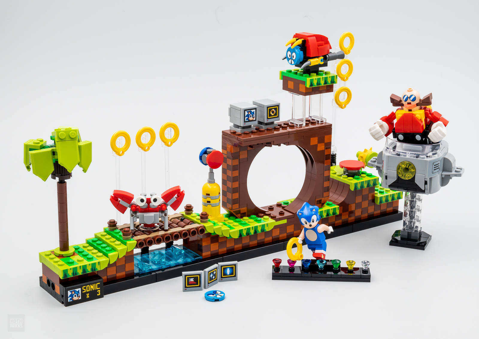 Nintendo s'associe avec LEGO ! - Page 6 21331-lego-ideas-sonic-hedgehog-green-hill-zone_1