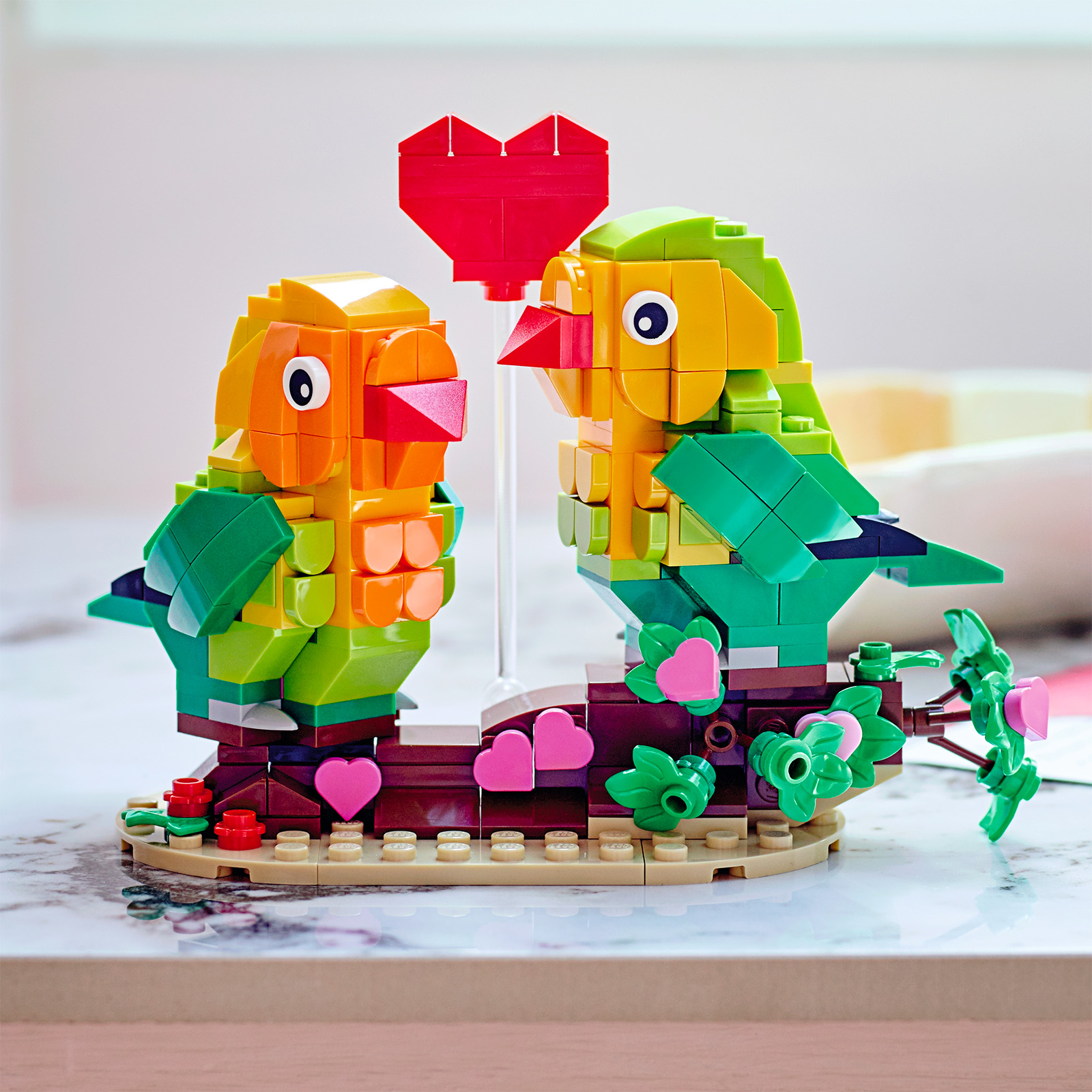 ▻ Nuovo LEGO stagionale 2022: 40522 Piccioncini di San Valentino e 40523  Esposizione di conigli pasquali - HOTH BRICKS
