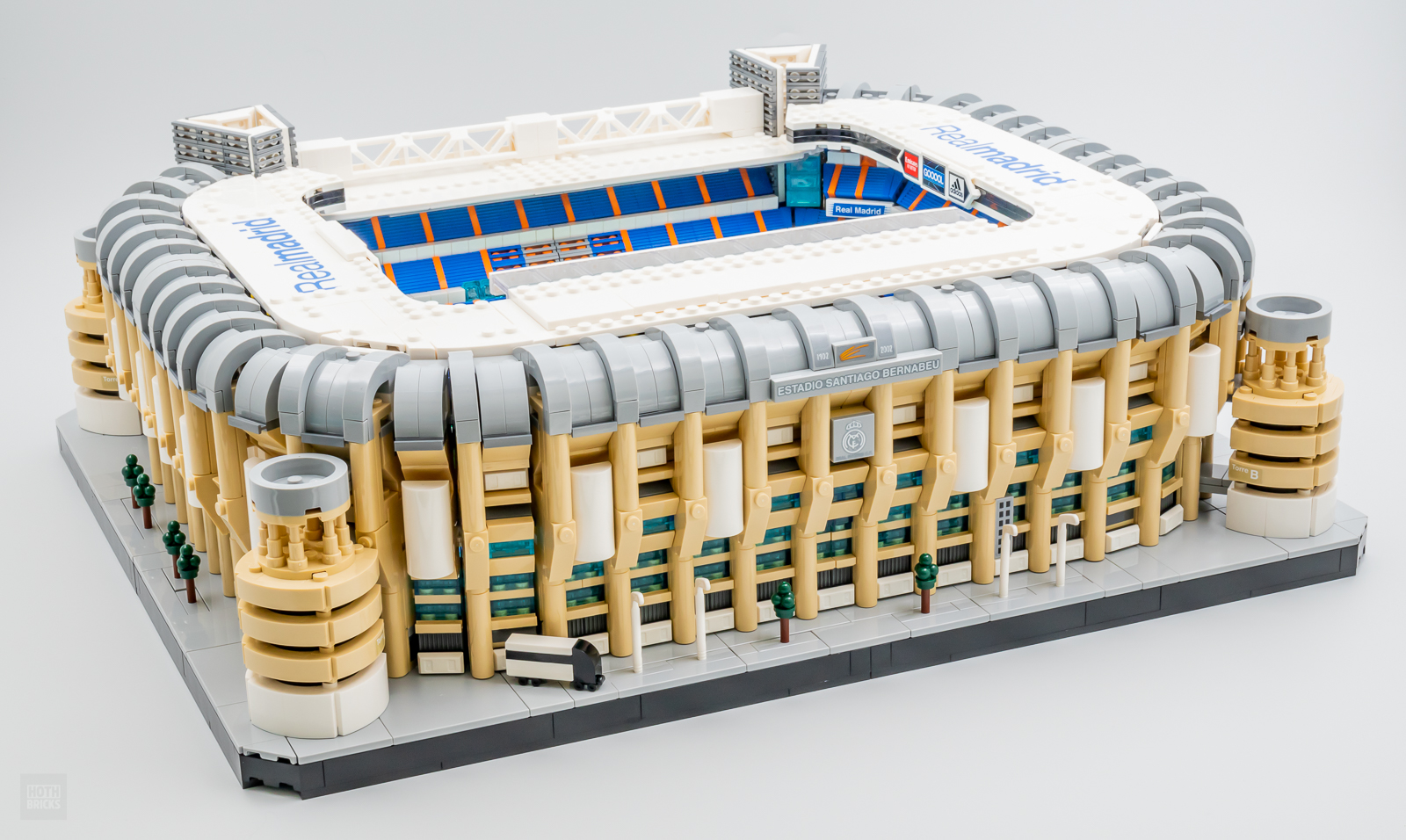 Latest LEGO stadium is 10299 Real Madrid – Santiago Bernabéu Stadium –  Blocks – the monthly LEGO magazine for fans