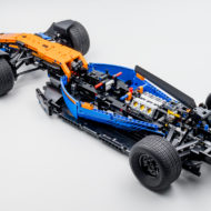 42141 lego technic mclaren formula1 trkaći automobil 9