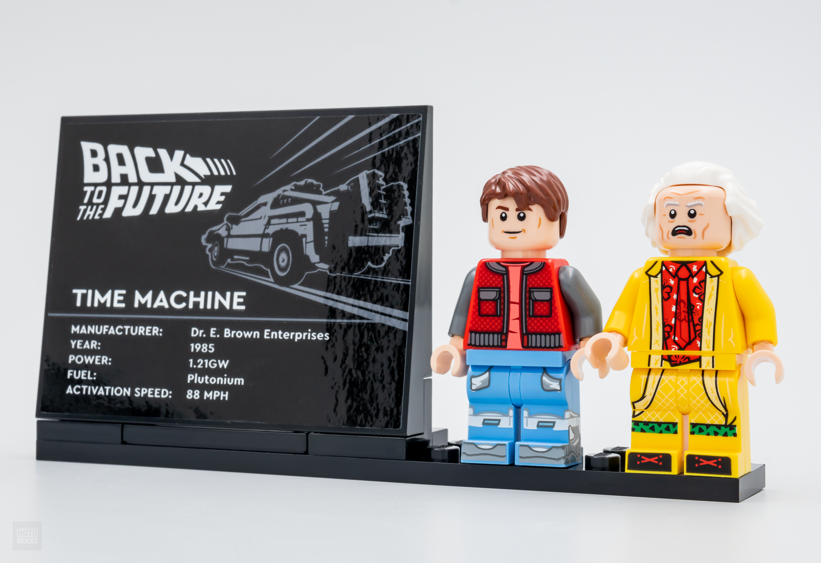 LEGO DELOREAN 10300 : Retour Vers le Futur version brique
