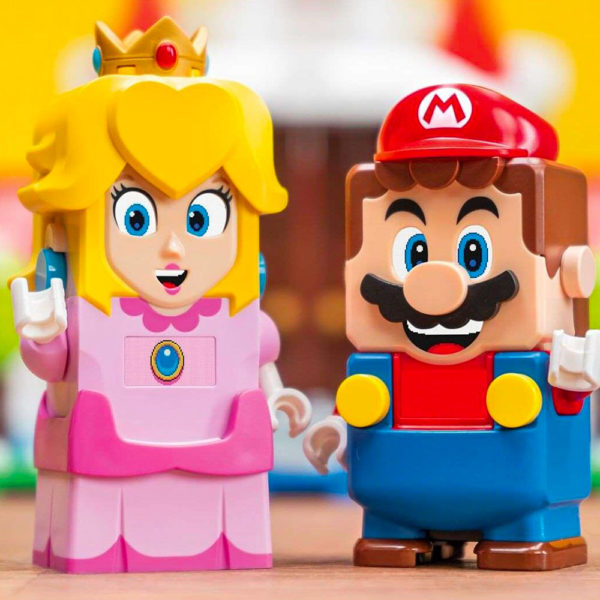 Лего Супер Марио принцезата праска интерактивна фигура