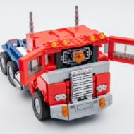 10302 lego transformers optimus prime 18