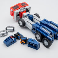 10302 lego transformers optimus prime 9 1