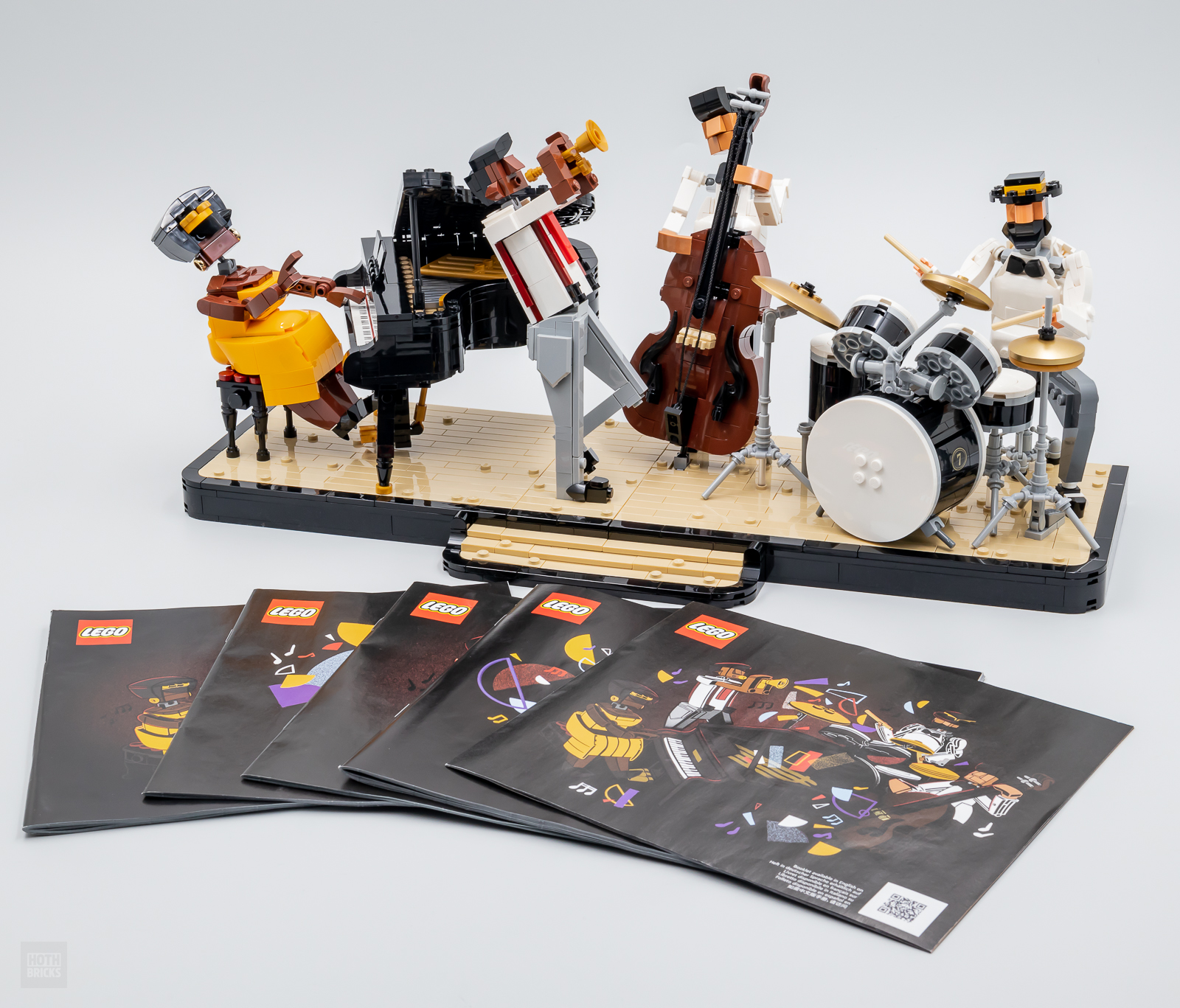 Review: LEGO Ideas 21334 Jazz Quartet - HOTH BRICKS