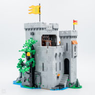 10305 lego icons lion knight castle 2