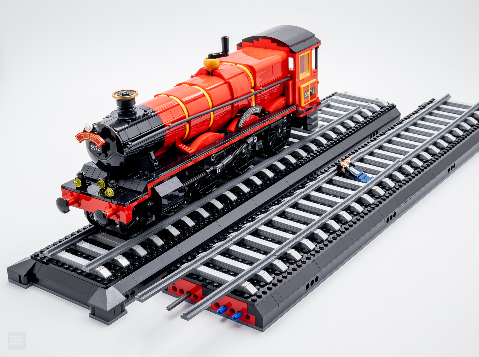 LEGO ® 4841 LEGO Harry Potter Hogwarts Express train : .co