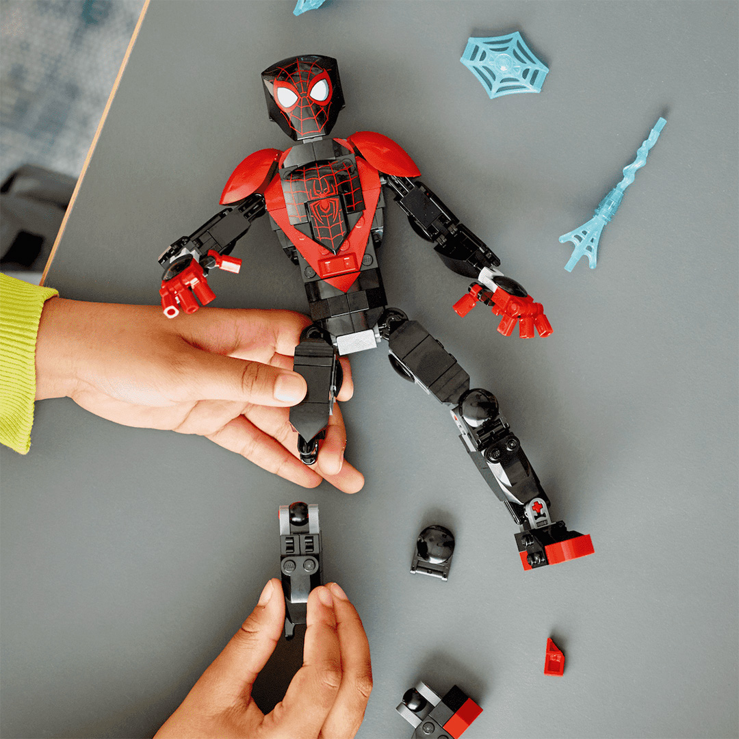 New to LEGO Marvel 2022: Buildable Figures 76225 Miles Morales, 76226 Spider-Man and 76230 Venom