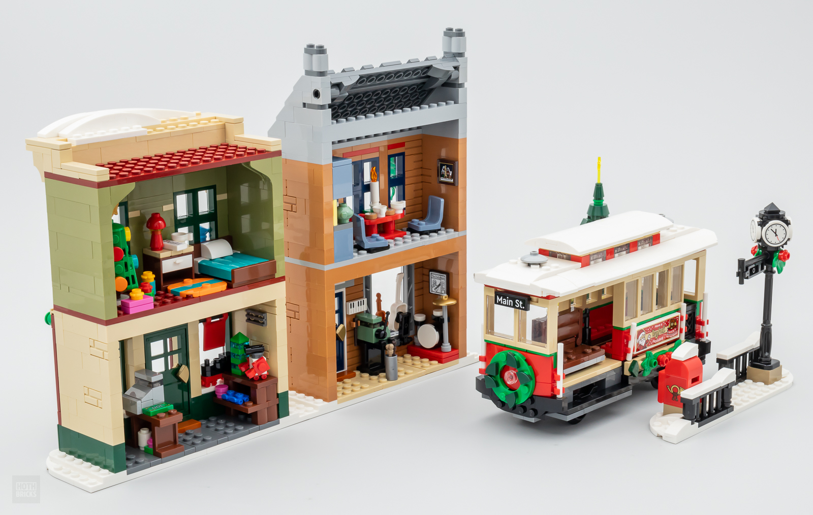 ▻ Vite testé : LEGO ICONS Winter Village 10308 Holiday Main