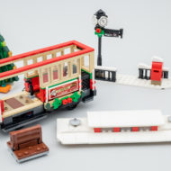 10308 Лего икони за зимски селски празници главна улица 3 1