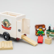 40586 lego icons moving truck gwp 2023 3