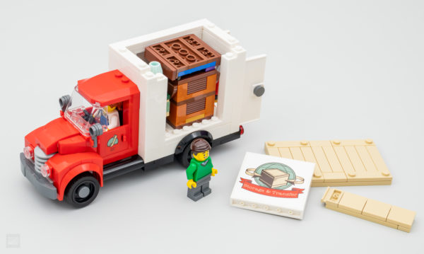 40586 lego icons moving truck gwp 2023 4