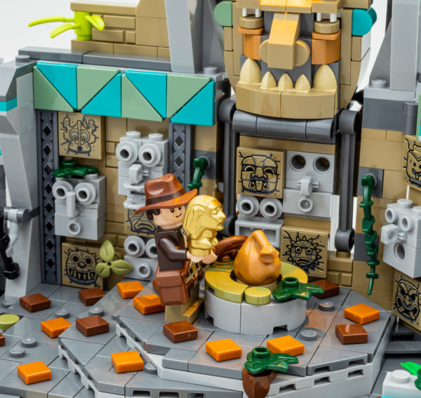 77015 Lego Indiana Jones Temple Idol de aur 21