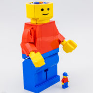 40649 Лего минифигурка 9 с увеличен размер на лего