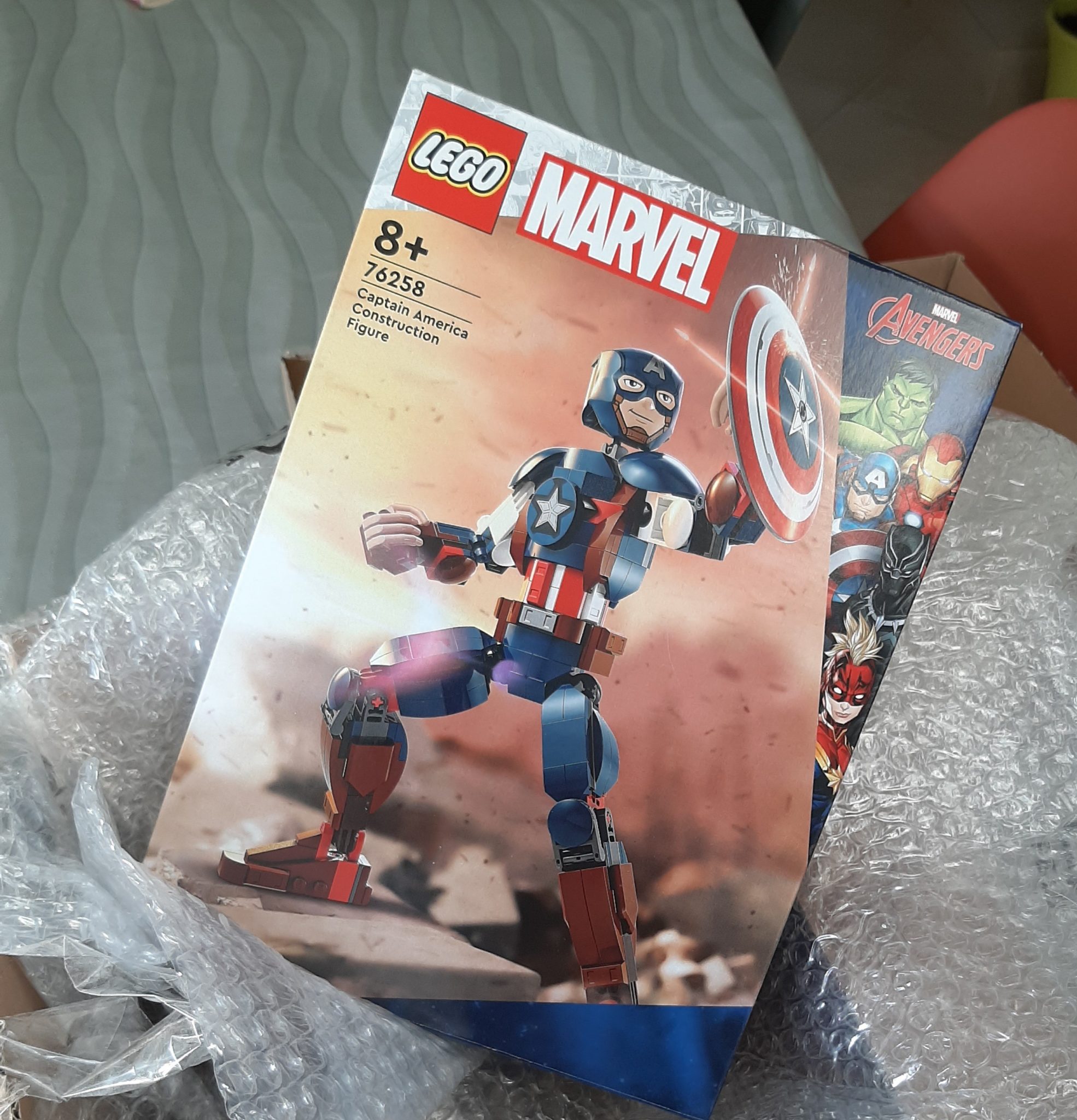 LEGO Marvel Captain America Construction Figure Playset 76258